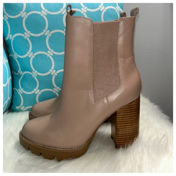 Charles David Gambit Dark Nude Leather Pull On Platform Booties Sz 9 - Picture 3 of 12